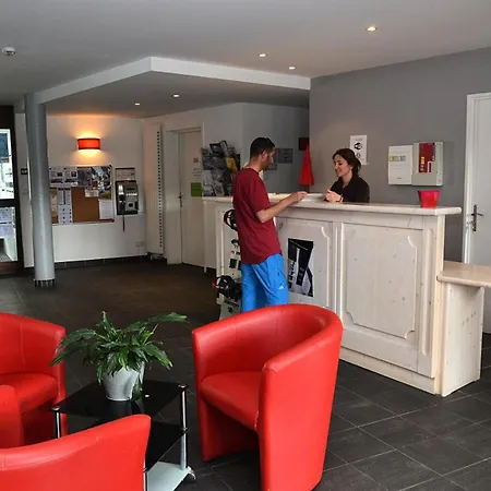 Les Pleiades - Confortable - Centre Station - Balcon - Parking Couvert Mae-5454